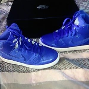 Royal blue nike
